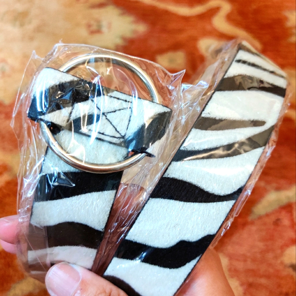 Zebra belt